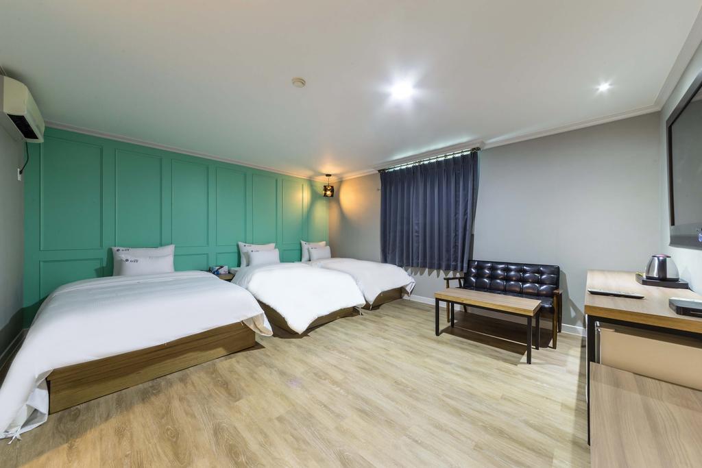 Ost Hotel Чхунчхон Экстерьер фото