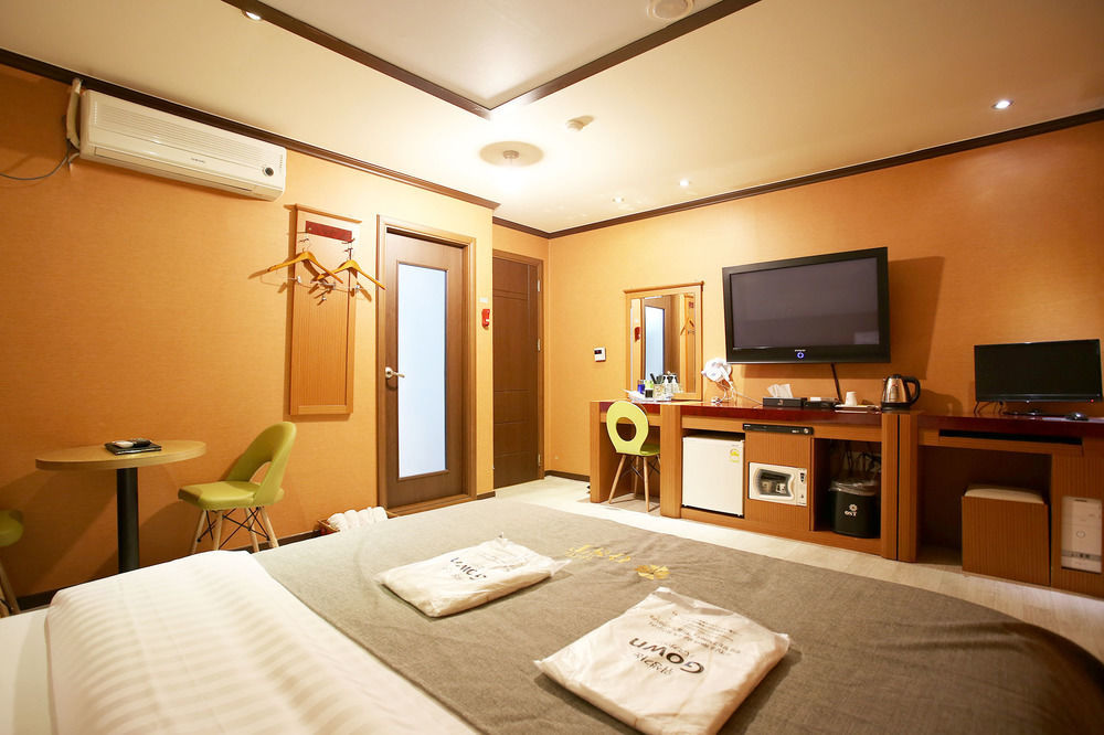 Ost Hotel Чхунчхон Экстерьер фото