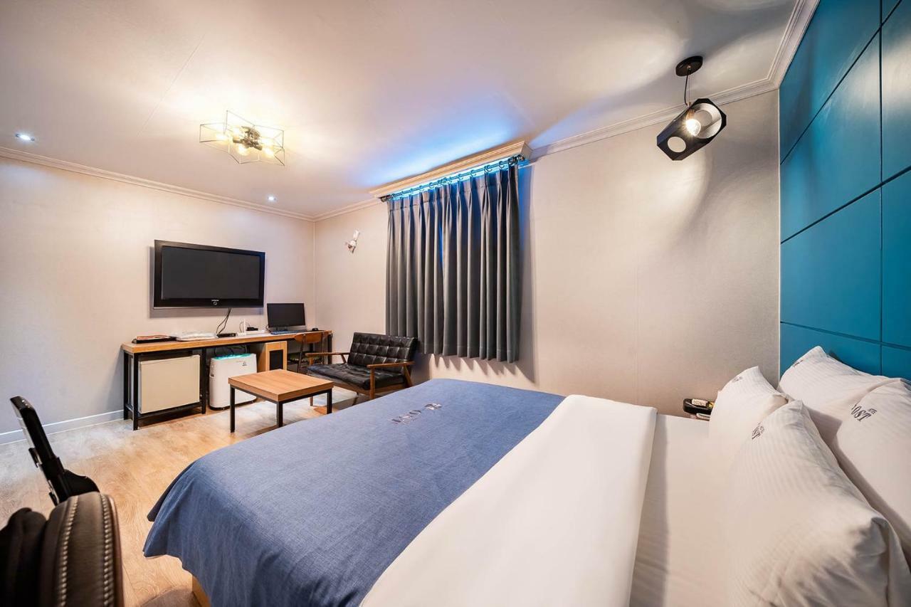 Ost Hotel Чхунчхон Экстерьер фото