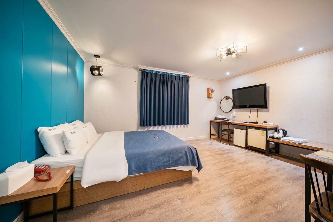 Ost Hotel Чхунчхон Экстерьер фото