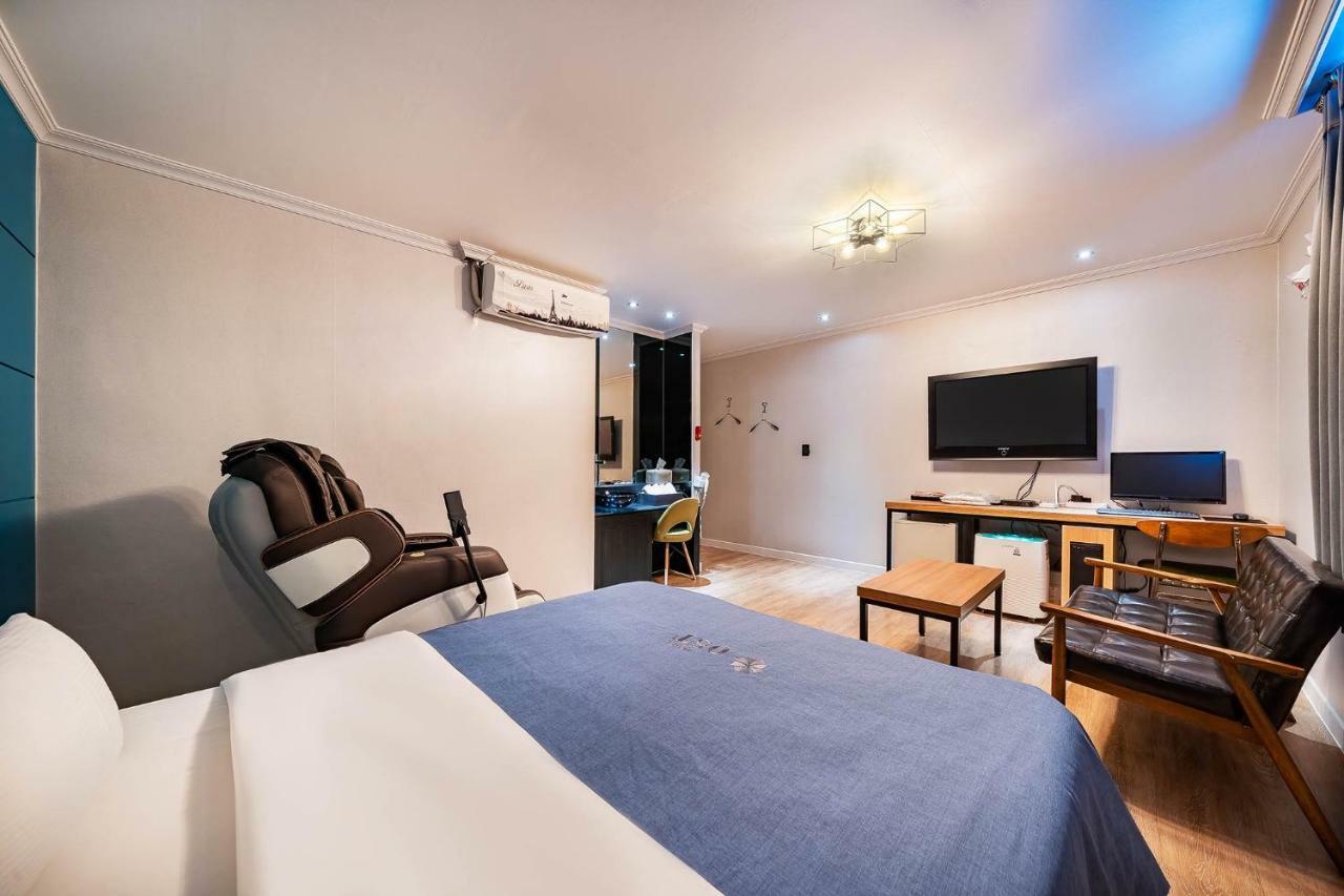 Ost Hotel Чхунчхон Экстерьер фото